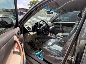 Toyota Highlander Limited 4dr SUV (3.5L 6cyl 6A) 2015 Gray