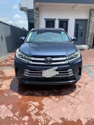 Toyota Highlander XLE 4dr SUV AWD (3.5L 6cyl 6A) 2015 Blue