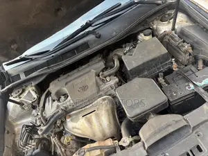 Toyota Camry 2013 Silver