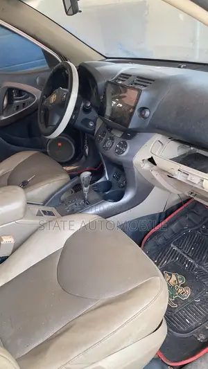 Toyota RAV4 2008 Silver