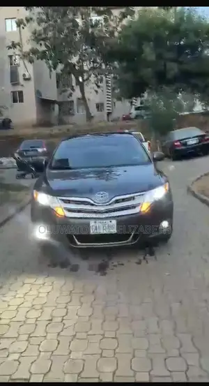 Toyota Venza XLE 2012 Gray