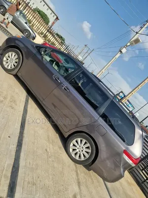 Toyota Sienna Limited 7 Passenger 2012 Gray