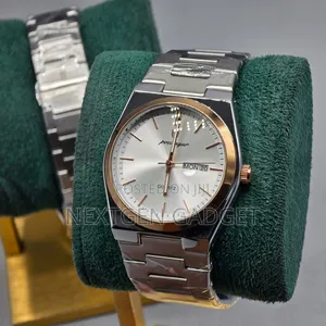 Luxurious Wrist Watches