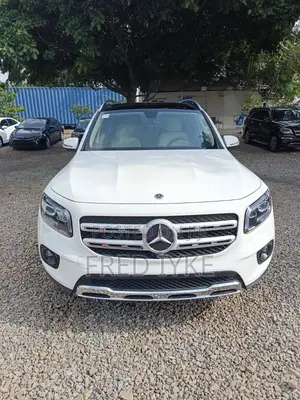 Mercedes-Benz GLB-Class 2023 White