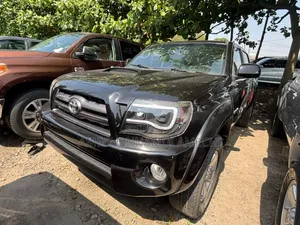 Toyota Tacoma 2010 Black
