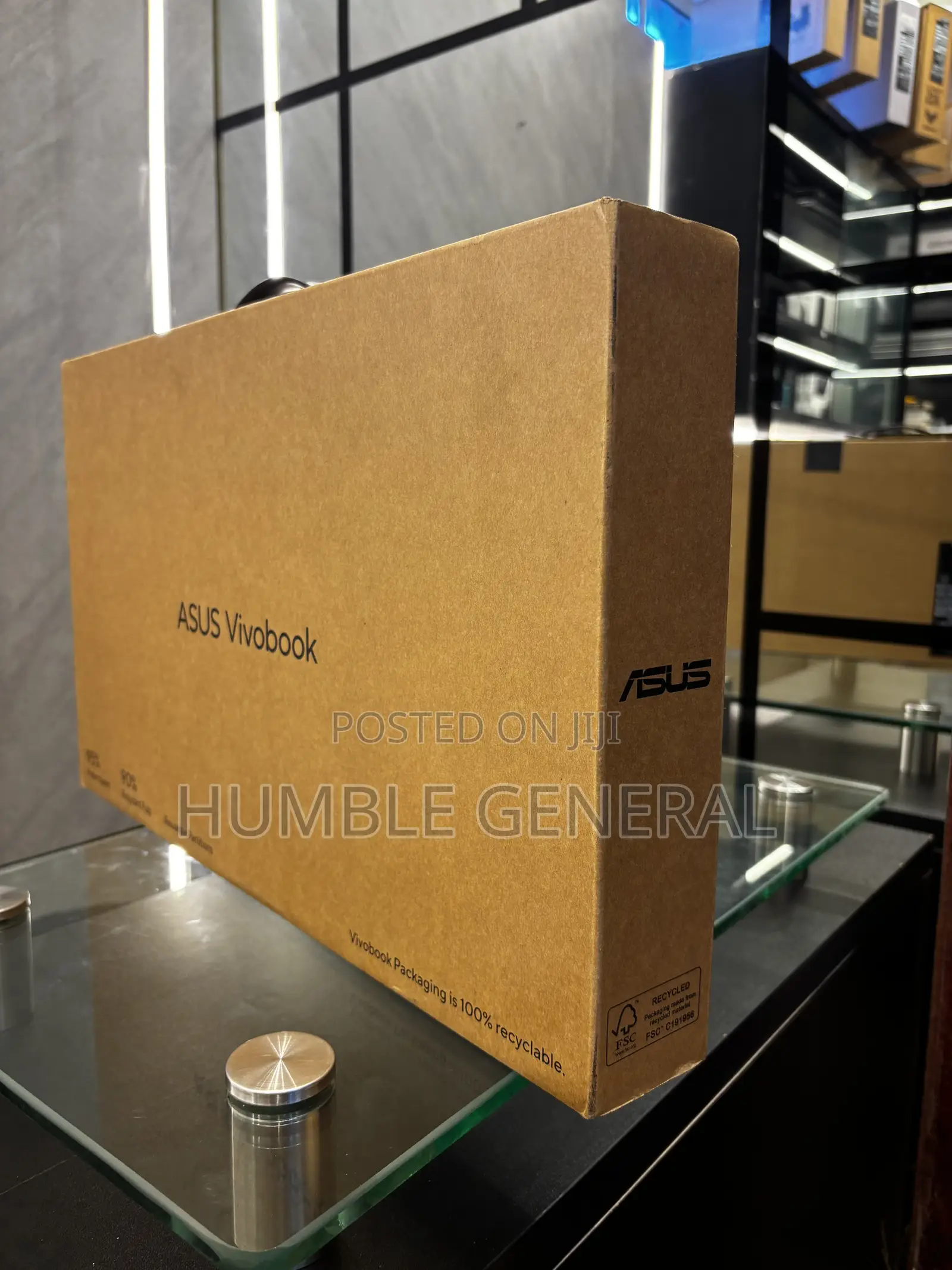 New Laptop Asus Vivobook 17 16GB Intel Core 7 SSD 1T