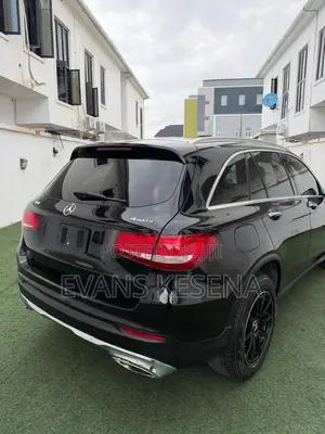 Mercedes-Benz GLC-Class 2017 Black