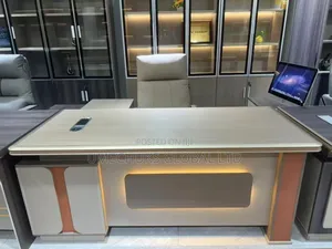 Executive Manager's/Director's Office Table With Led Lights