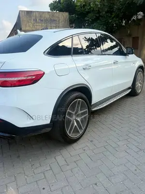 Mercedes-Benz GLE-Class AMG GLE 43 4MATIC 2019 White