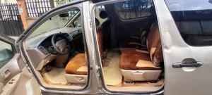 Toyota Sienna XLE & 1 hatch 2000 Gold
