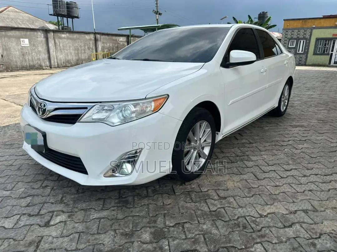 Toyota Camry 2013 White