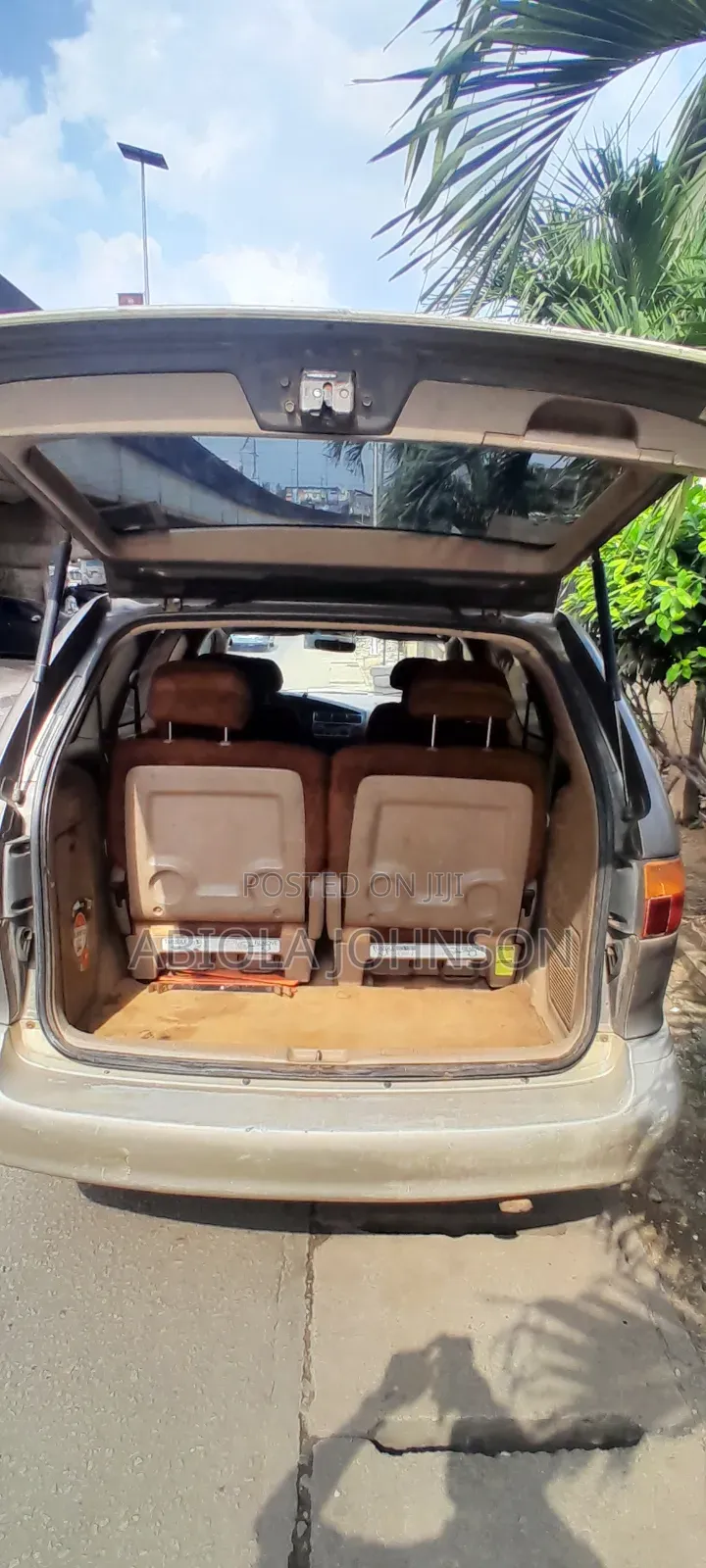 Toyota Sienna XLE & 1 hatch 2000 Gold