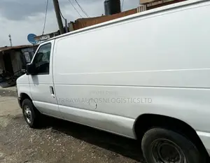 Ford E250 2010 White