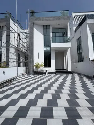 5bdrm Duplex in Osapa london for sale