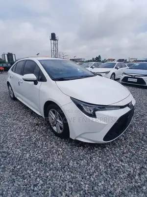 Toyota Corolla 2022 White