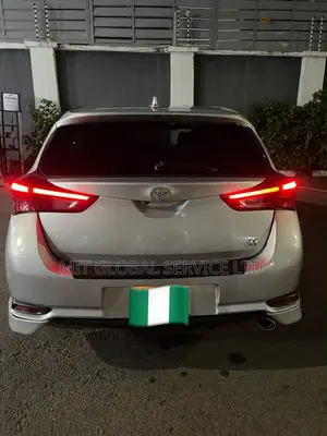Scion iM Base 2016 Silver