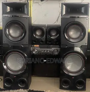 LG 2300 Bass Blast