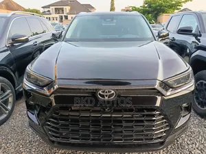 Toyota Highlander Platinum AWD 2024 Black