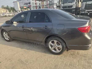 Toyota Corolla 2008 Gray