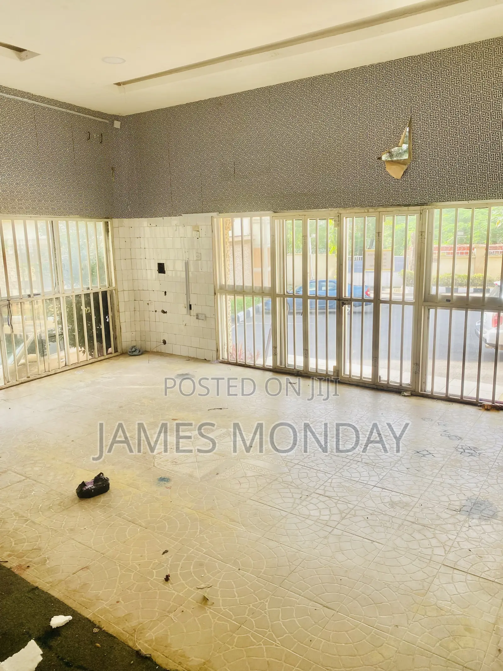 150 Square Meter Office/Resturant Space to Let