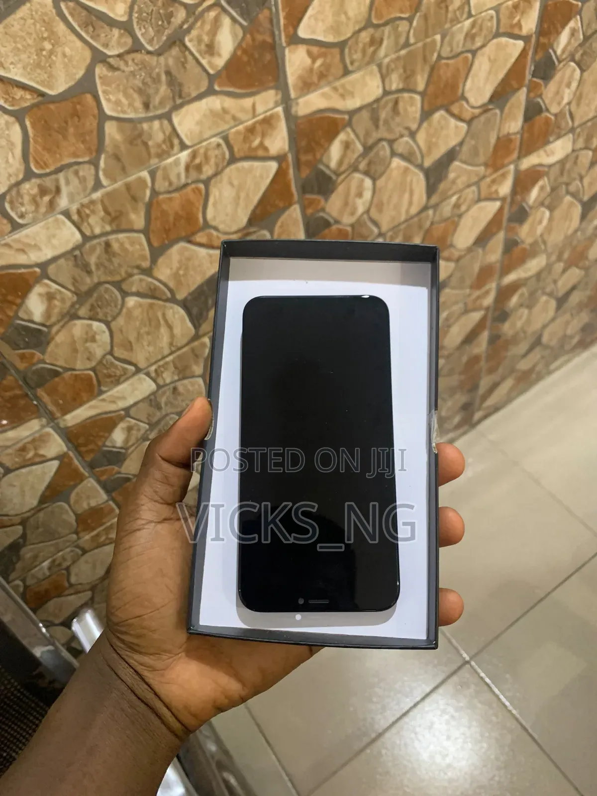 iPhone Xs Screen