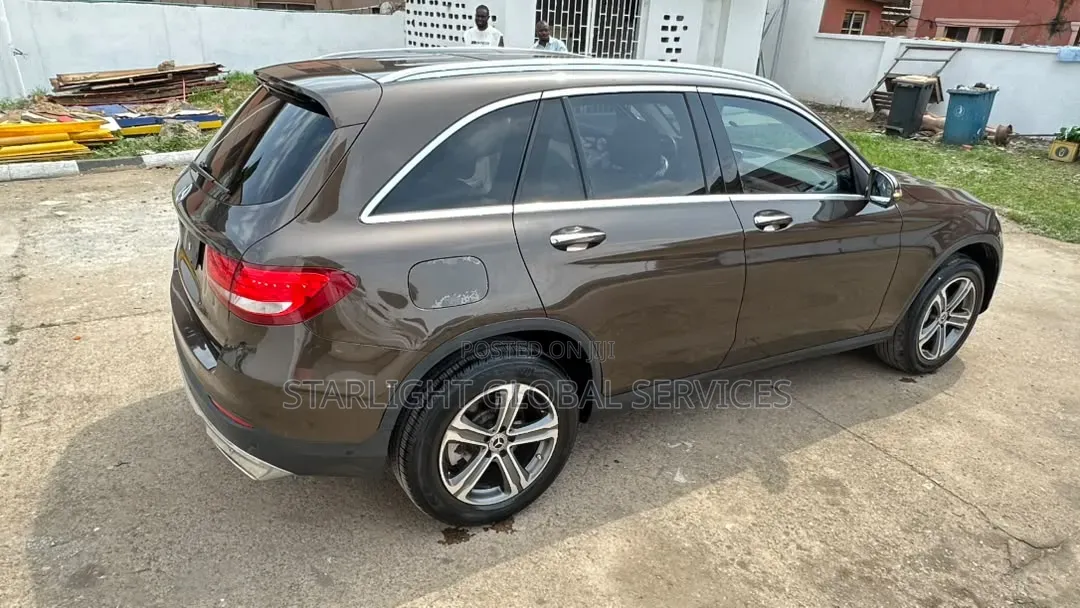 Mercedes-Benz GLC-Class 2016 Brown