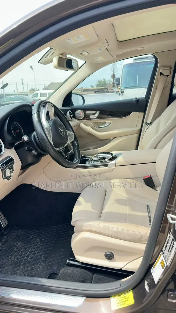 Mercedes-Benz GLC-Class 2016 Brown