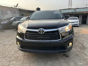 Toyota Highlander 2015 Black