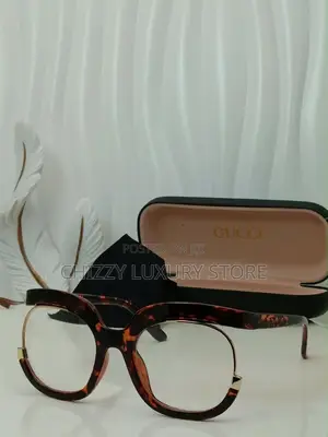 Gucci Quality Luxury Ladies Frame Glasses