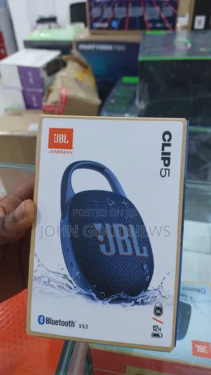 JBL Clip 5
