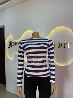 Ladies Long Sleeve Top