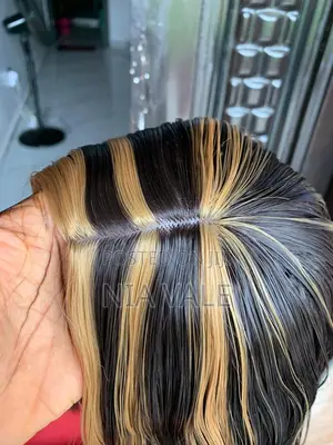 Mid Part Bob Wig