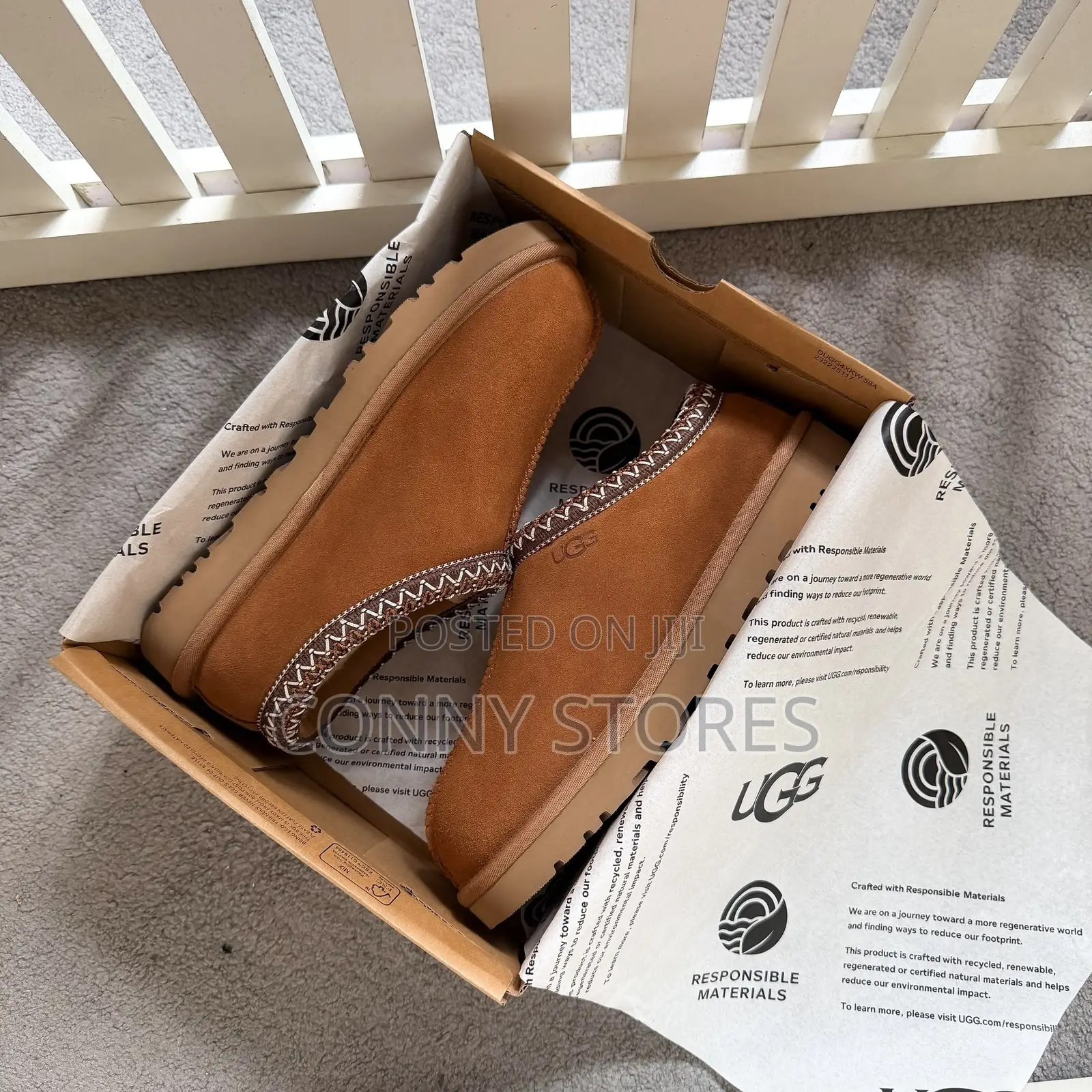 Ugg Tassman Tazz Ghost in 2 Colors