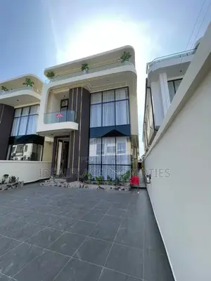 5bdrm Duplex in Lekki for sale