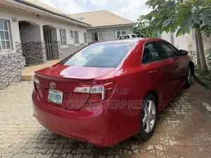 Toyota Camry 2014 Red