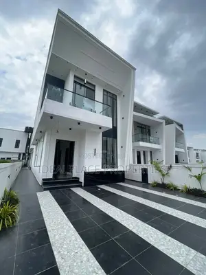5bdrm Duplex in Ajah for sale
