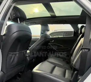 Hyundai Santa Fe 2018 White