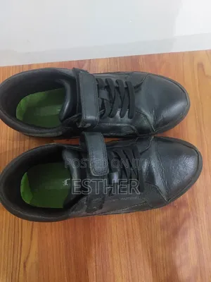 Size 38 School Shoes for Boys