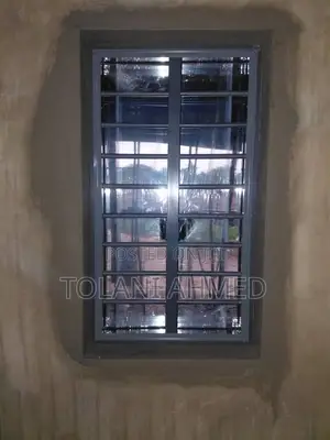 Frameless Window