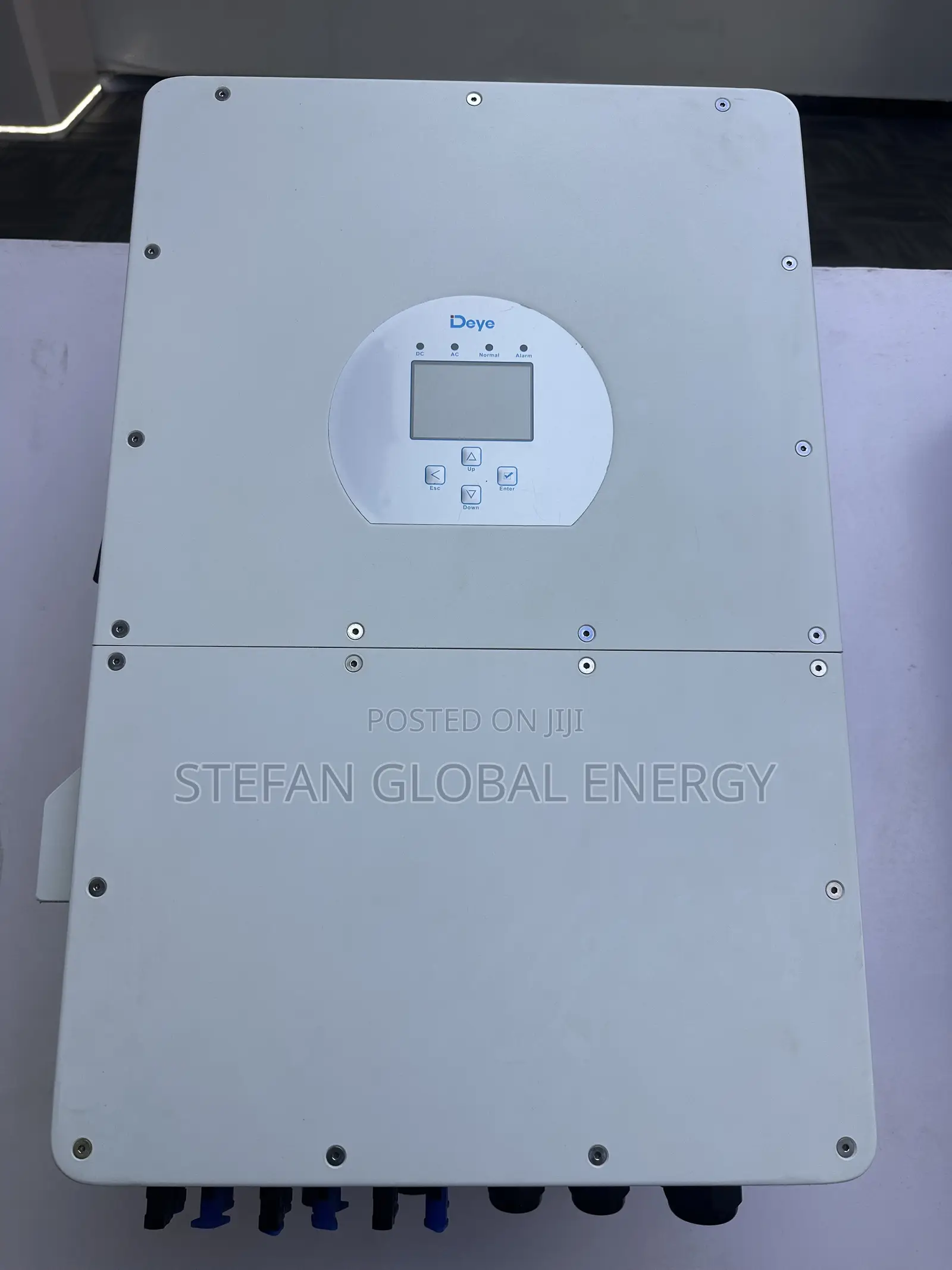 30kw .51.2v .3phase Deye Hybrid Inverter
