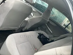 Toyota Corolla 2011 Black