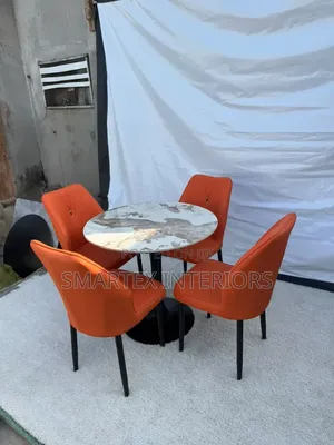 Imported Quality Round Marble Top Table With Chairs