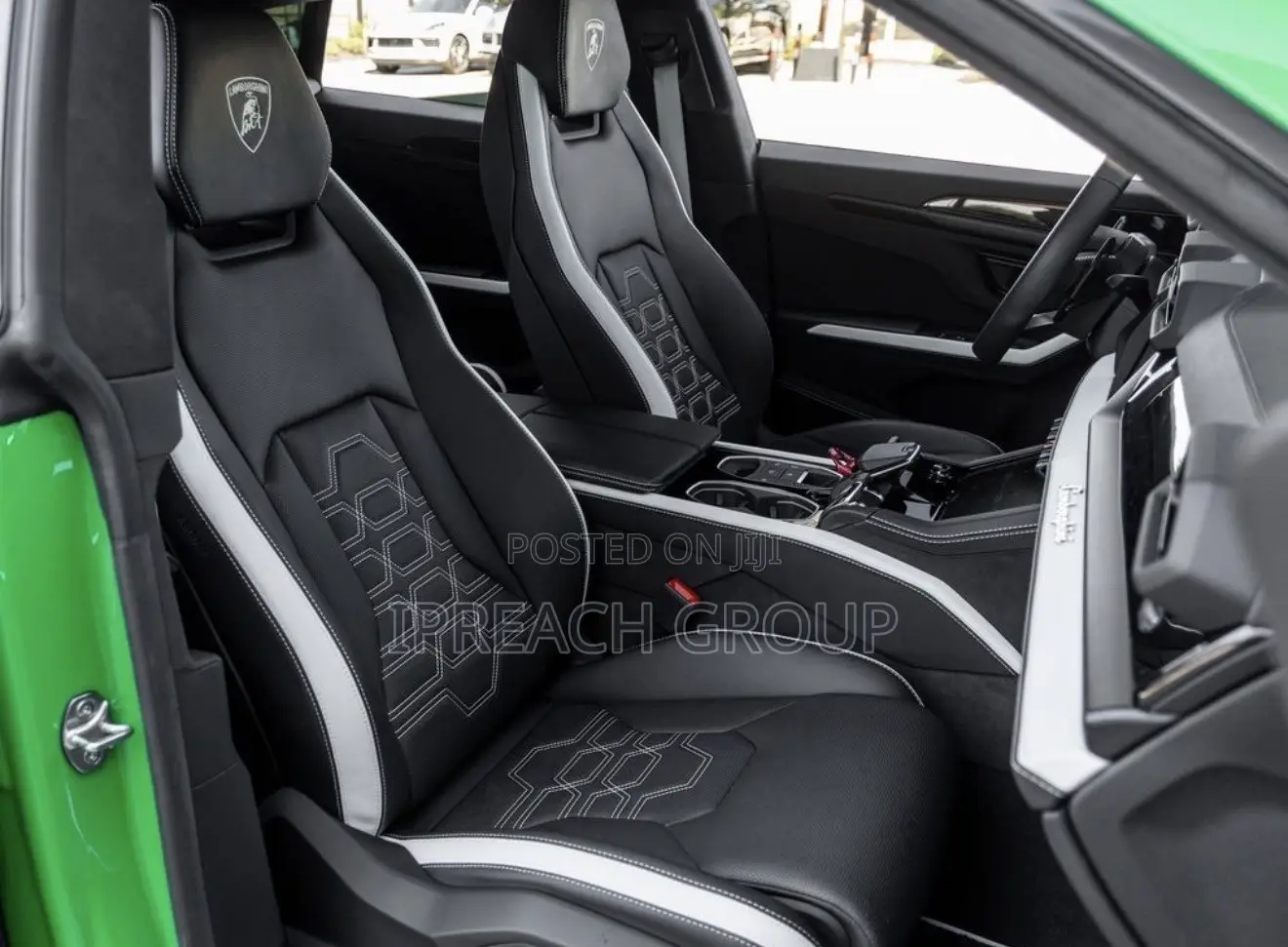 Lamborghini Urus 2025 Green