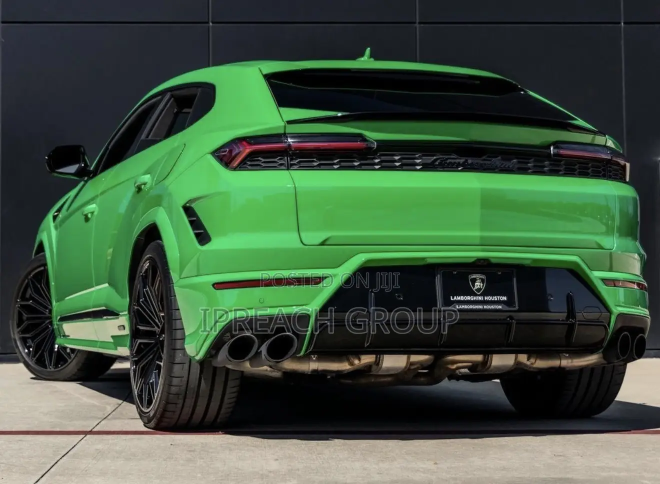 Lamborghini Urus 2025 Green