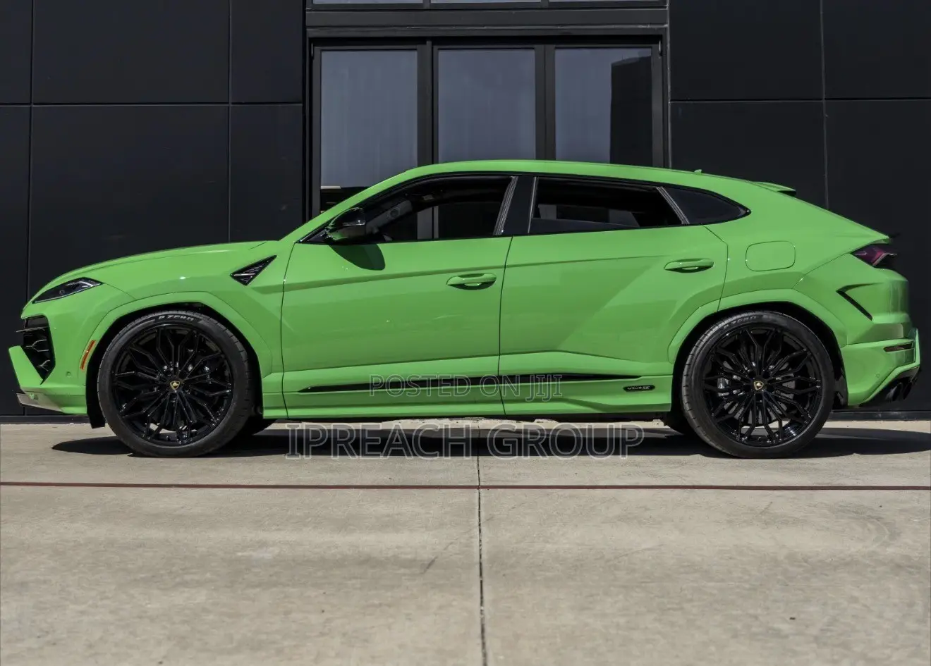 Lamborghini Urus 2025 Green