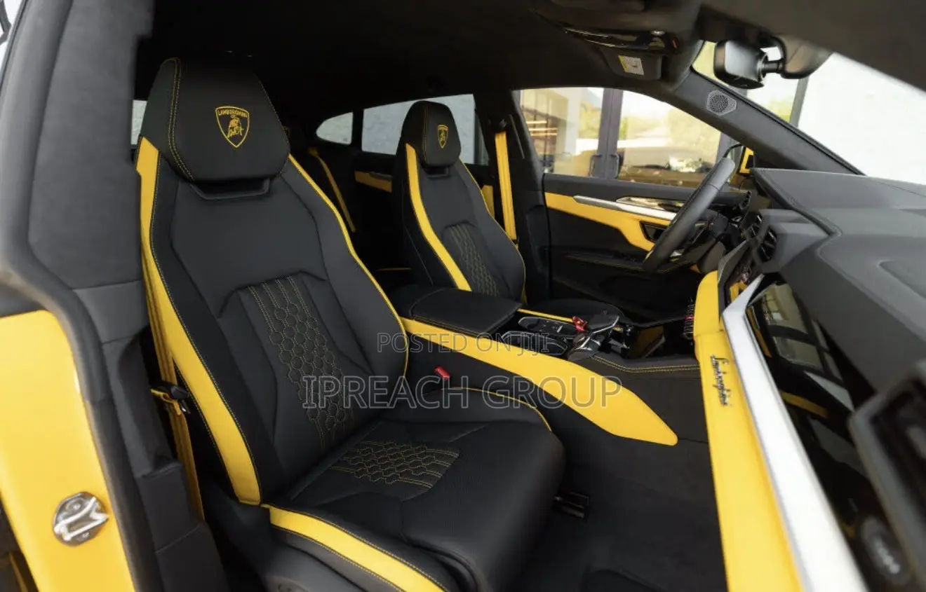 New Lamborghini Urus 2025 Yellow