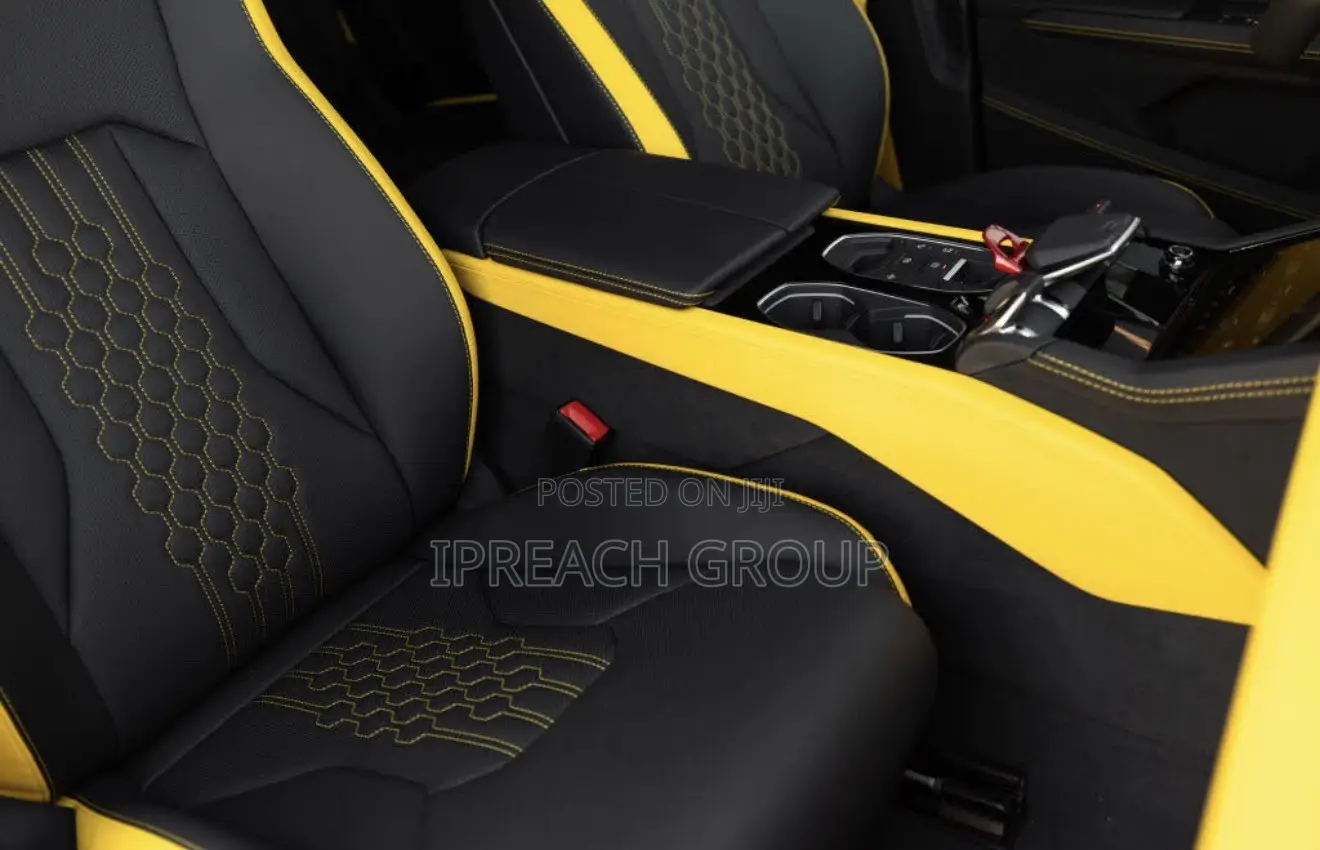 New Lamborghini Urus 2025 Yellow