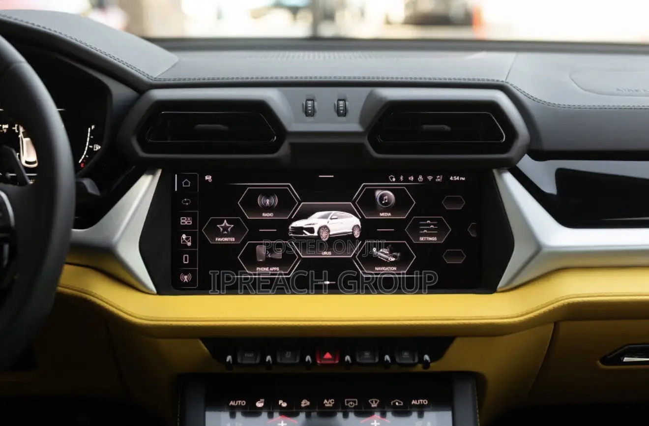 New Lamborghini Urus 2025 Yellow