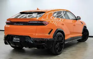 Lamborghini Urus 2025 Black