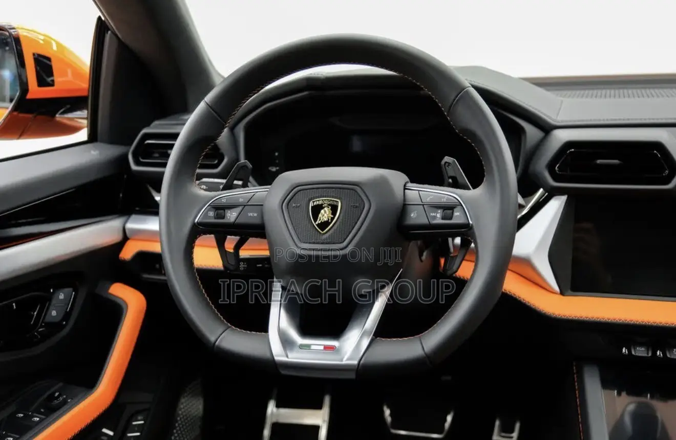 Lamborghini Urus 2025 Black
